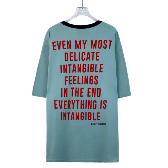 CW0697 Gucci Blue Graphic T-Shirt With Red Apple Design & Marilyn Monroe Quote C - Picture 2 of 8